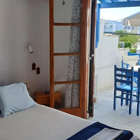 Fi Naxos Aparthotel 4*