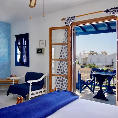 מלון דירות Fi Naxos 4*