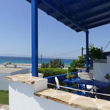 Fi Naxos شقة فندقية