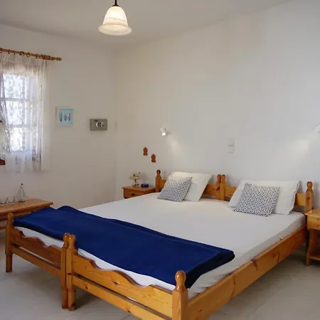Fi Naxos 3*