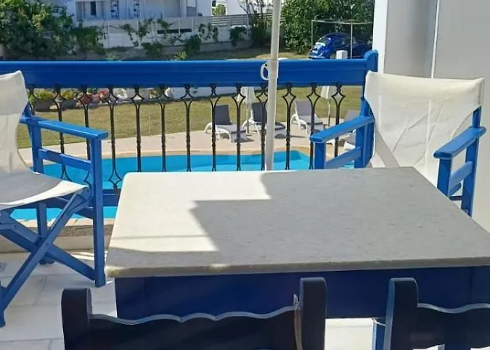 アパートホテル Fi Naxos